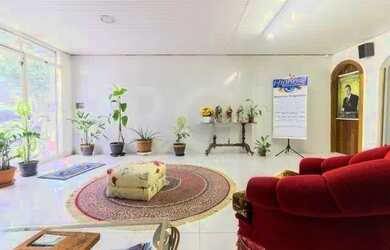 Imagem 2: Casa mobiliada com três (3) dormitórios para aluguel/locação localizada no bairro Floresta