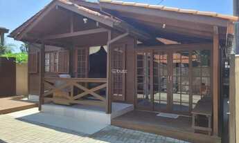 Imagem: Casa com 3 quartos para alugar no Morro