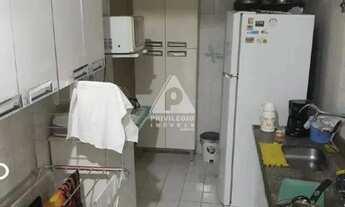 Imagem 5: Apartamento de 2 Quartos na Glória com 4 Vagas de Garagem