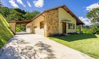 Imagem: Casa com 3 quartos em Itaipava, Petrópolis