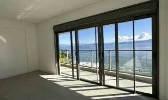 Imagem 4: Apartamento para Venda em Florianópolis, Cacupé, 3 dormitórios, 3 suítes, 5 banheiros, 3 v