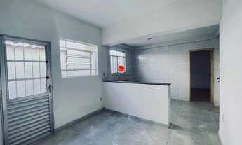 Imagem: Casa com 3 quartos para alugar, 83m² de