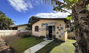 Imagem: Casa com amplo espaço de terreno em Canoas