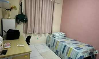 Imagem 7: Vendo Apto no Resid.Marina Clube, c/ 2 quartos, sala conjugada, cozinha americana, wc soci