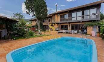 Imagem: Casa à venda com 530 m² em terreno de