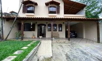 Imagem 2: Casa para Venda em Belo Horizonte, Copacabana, 3 dormitórios, 2 banheiros, 4 vagas