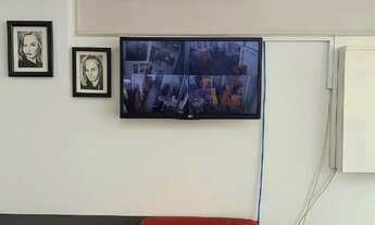 Imagem 4: Passo o ponto: Cabelereiro e Loja de Roupas com mezanino