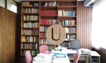 Imagem: O Conjunto Nacional I - (Horsa I) está