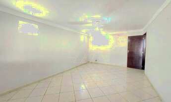 Imagem 3: Casa com 3 quartos (1 suíte) e 4 vagas à venda no Jardim Aeroporto Marília/SP