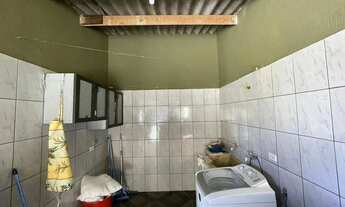 Imagem 7: Casa com 3 Dorms (1 Suíte), 182m² de Área Construída e Terreno de 300m²