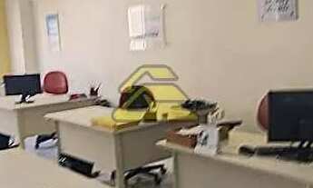 Imagem 3: Centro Galpão / depósito com venda por R$60.000