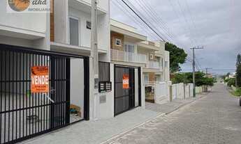 Imagem 2: Quer um sobrado com acabamento impecável na praia de Itaguaçu!? Achou!!! Somente mais 01 U