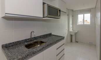 Imagem 7: Apartamento para venda tem 72 metros quadrados com 3 quartos em Passo da Areia - Porto Ale