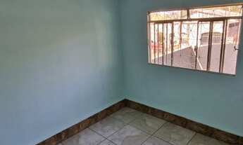 Imagem 3: Casa para aluguel tem 100 metros quadrados com 2 quartos em Jardim Carvalho - Ponta Grossa