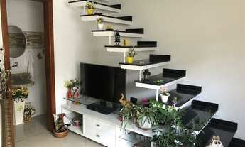 Imagem: Sobrado à venda no bairro Horto Florestal