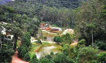 Imagem 3: CHÁCARA BELISSIMA EM CONDOMÍNIO FECHADO, COM 2.000M² E 380m² DE ÁREA CONSTRUIDA E CLIMA DE