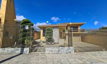 Imagem: Casa para venda tem 389 metros quadrados