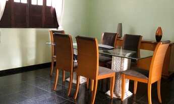 Imagem 5: Casa para venda possui 211 metros quadrados com 4 quartos em Capuchinhos - Feira de Santan