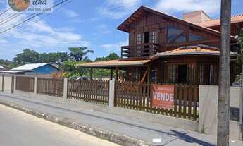 Imagem 2: MADEIRA NOBRE*LINDO SOBRADO DE MADEIRA DE LEI, COM QUINTAL E 3 DORMITÓRIOS. NO UBATUBA