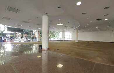 Imagem 2: Prédio para aluguel 46 vagas - Funcionários