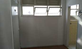 Imagem 5: Centro - R. Ubaldino do Amaral, excelente apartamento de 2 quartos com cômodos amplos