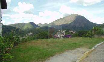 Imagem 2: Lote em condomínio a 2 minutos do centro de Teresópolis