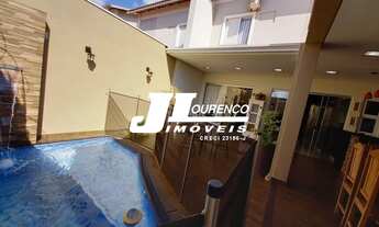 Imagem 1: Casa de condomínio térrea para venda tem 140 metros quadrados com 3 quartos