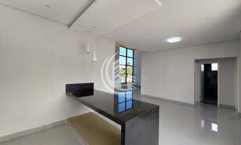 Imagem 7: Casa com 3 dormitórios, acabamento de primeira e em um dos condomínios mais charmosos de I