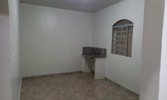 Imagem 5: Casa para aluguel possui 55 metros quadrados com 2 quartos em Samambaia Sul - Brasília - D