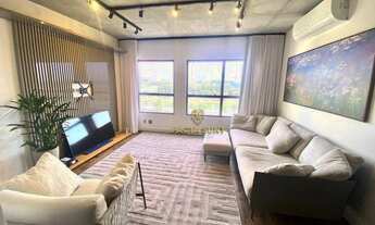 Imagem 3: Apartamento 100% mobiliado com 2 dormitórios, andar alto, sala 2 ambientes, 1 vaga, à vend