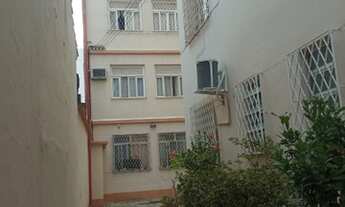 Imagem 2: Apartamento 02 quartos FUNDOS em ótima localização no MEIER