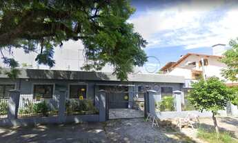 Imagem: Prédio Comercial com depósito e quadra