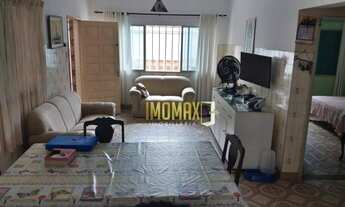 Imagem 2: Excelente casa isolada com 3 dormitórios, edícula, piscina e churrasqueira à venda, 220 m²