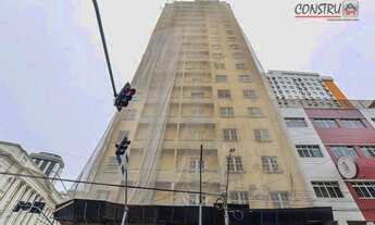 Imagem 2: Apartamento com 2 dormitórios para alugar, 115 m² por R$ 2.400,00/mês - Centro - Curitiba