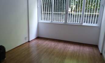 Imagem 2: Apto Centro, reformado, recém pintado, excelente preço, Rua 16 de março, - Petrópolis - R