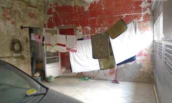 Imagem 2: Sobrado com 4 dormitórios à venda, por R$ 240.000 - Conjunto Habitacional Santa Etelvina I