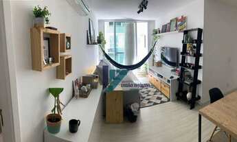 Imagem 3: PORTEIRA FECHADA - Apartamento montado - 2 qts, sendo 1 suíte com varanda e vaga