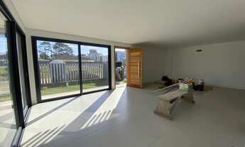 Imagem 3: Casa para Venda em Florianópolis, Campeche, 3 dormitórios, 1 suíte, 3 banheiros, 2 vagas