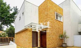 Imagem 2: Casa de Alto Padrão em Condomínio fechado - 819m² com 4 suítes/Piscina/4 vagas à venda por