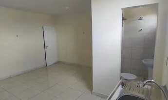 Imagem: Kitnet disponível 550,00 (LEIA A DESCRIÇÃO