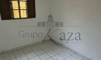 Imagem 6: Casa para aluguel tem 180 metros quadrados com 4 quartos