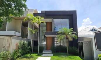 Imagem: Casa de alto padrão disponível para venda