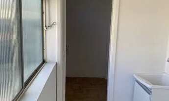 Imagem 5: Apartamento para aluguel e venda possui 65 metros quadrados com 2 quartos