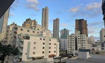 Imagem 3: Apartamento para venda tem 98 metros quadrados com 3 quartos em Centro - Balneário Cambori