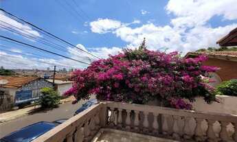 Imagem 2: Casa com 3 quartos e amplo quintal