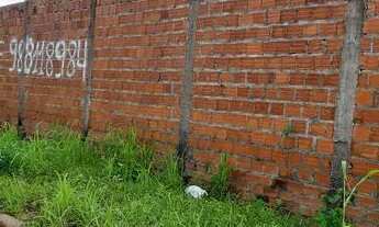 Imagem: Vende-se um terreno todo murado so no ponto