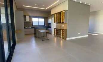 Imagem 4: Linda Casa ! Casa em condomínio com 4 dormitórios