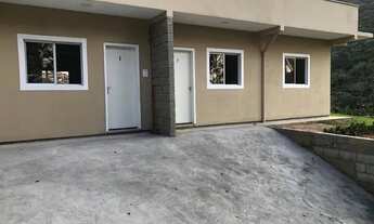 Imagem 1: Casa em Sambaqui 2 quartos