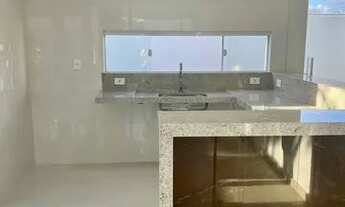 Imagem 2: Casa no terras AlphaViile ]