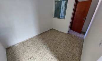 Imagem 2: Apartamento para aluguel tem 60 metros quadrados com 2 quartos em Progresso - Juiz de Fora